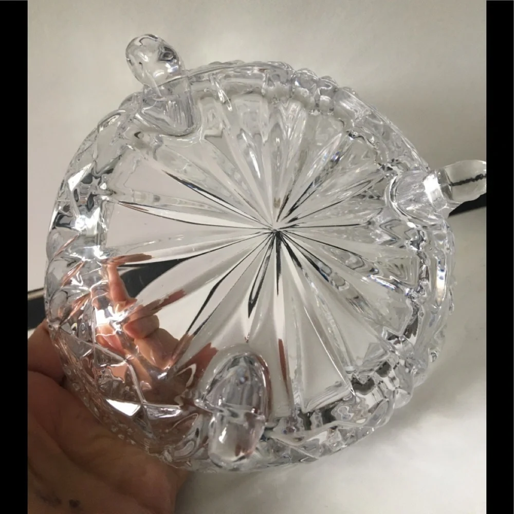 Pinwheel 3-Toed Footed Bowl